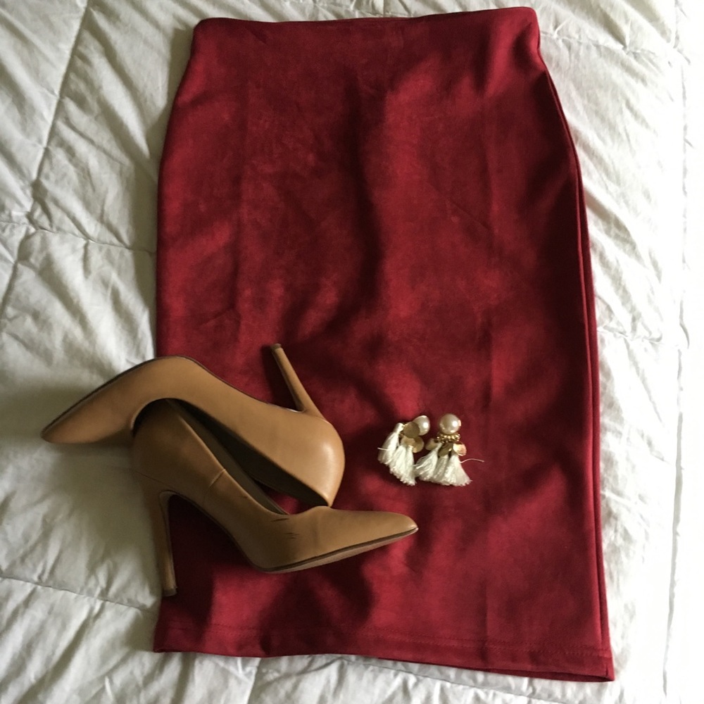 S U A D E  |  pencil skirt